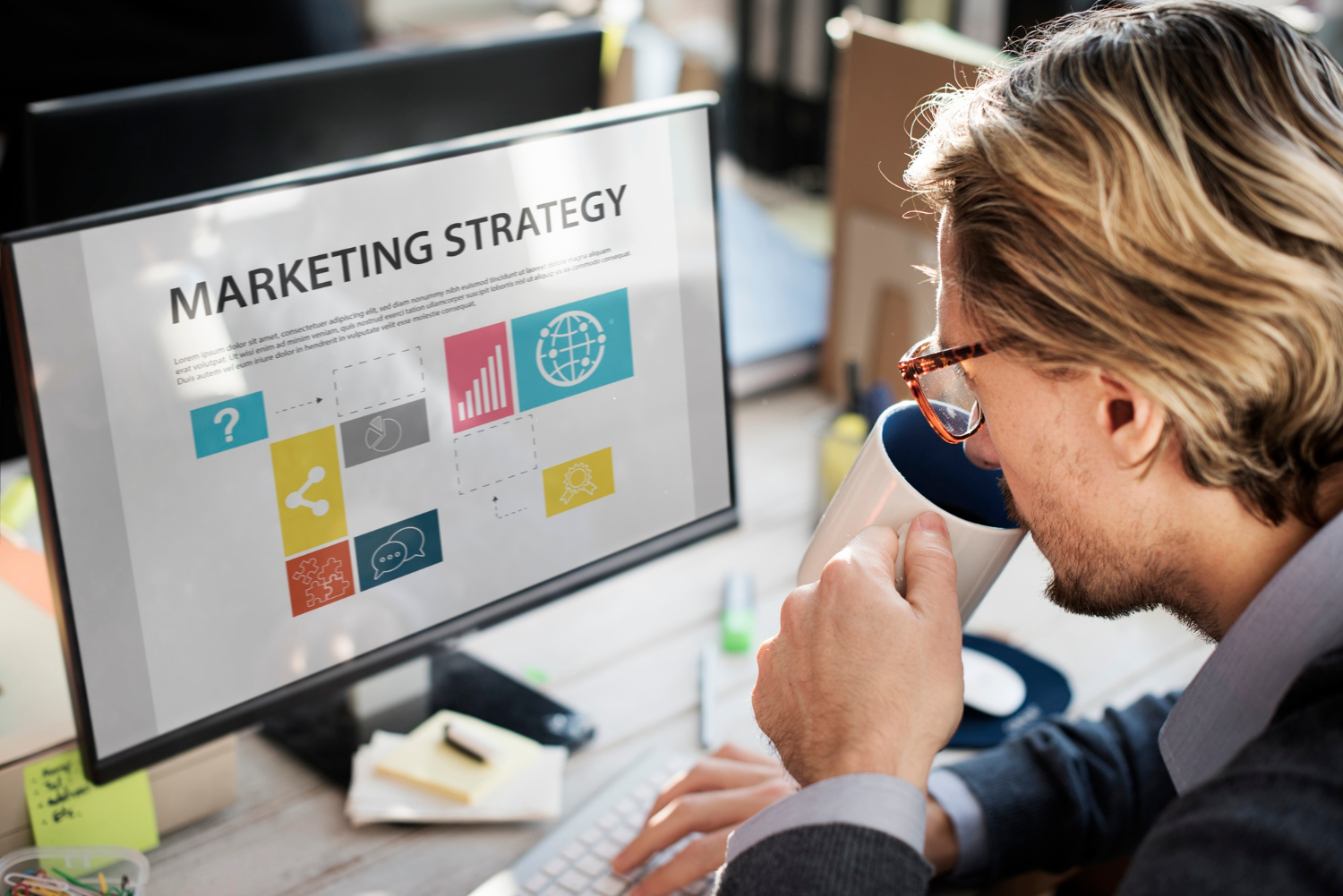 Le développement d'une stratégie marketing efficace pour un salon de coiffure est essentiel pour attirer de nouveaux clients, fidéliser les clients existants et stimuler la croissance de votre entreprise.